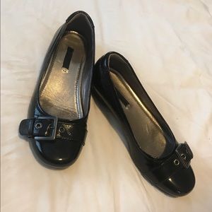 Ecco Black patent leather flats